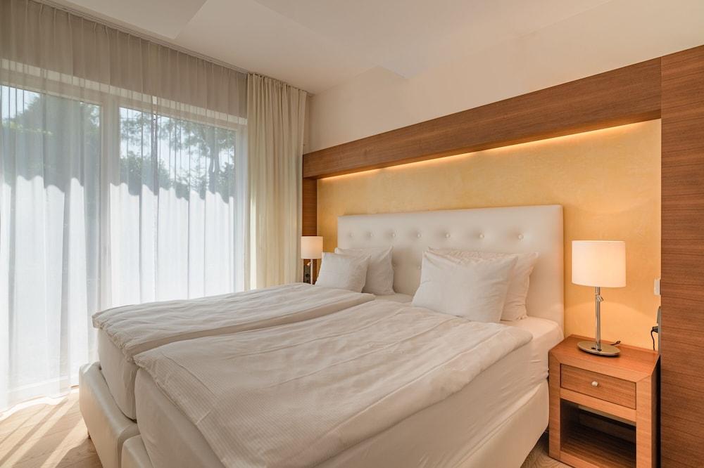 อควา เอาเรเลีย สวิเทนโฮเต็ล อัน เดน เทอร์เมิน Hotel บาเดน-บาเดน ภายนอก รูปภาพ