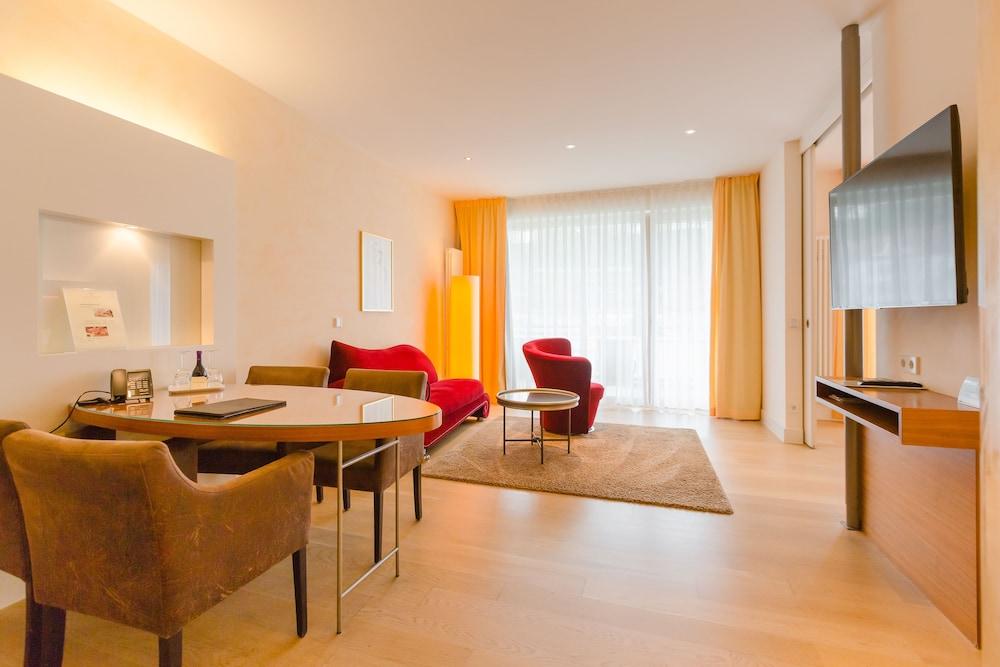 อควา เอาเรเลีย สวิเทนโฮเต็ล อัน เดน เทอร์เมิน Hotel บาเดน-บาเดน ภายนอก รูปภาพ