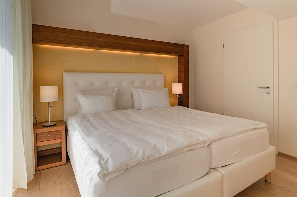 อควา เอาเรเลีย สวิเทนโฮเต็ล อัน เดน เทอร์เมิน Hotel บาเดน-บาเดน ภายนอก รูปภาพ