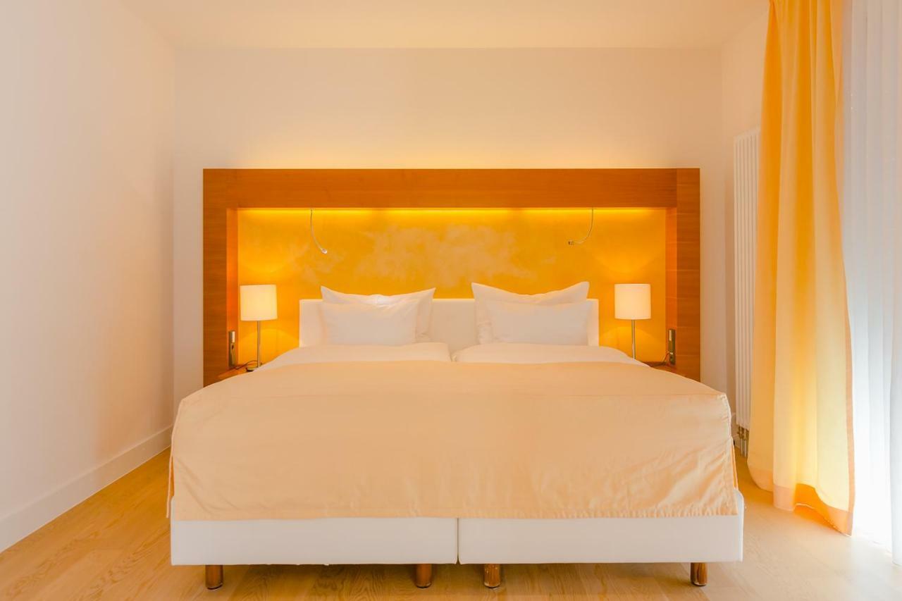 อควา เอาเรเลีย สวิเทนโฮเต็ล อัน เดน เทอร์เมิน Hotel บาเดน-บาเดน ภายนอก รูปภาพ